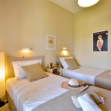 Eleonora House Nyaraló